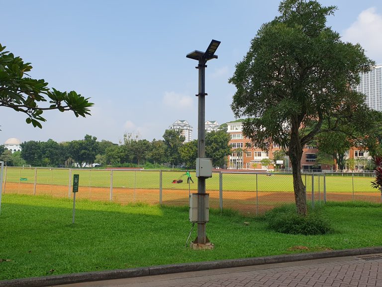 Lamp post equipped with solar panel utilizing sunlight as an energy source